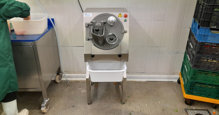 Duurland SN 1 groentesnijmachine 2 - Tolkamp snijkeukentechniek