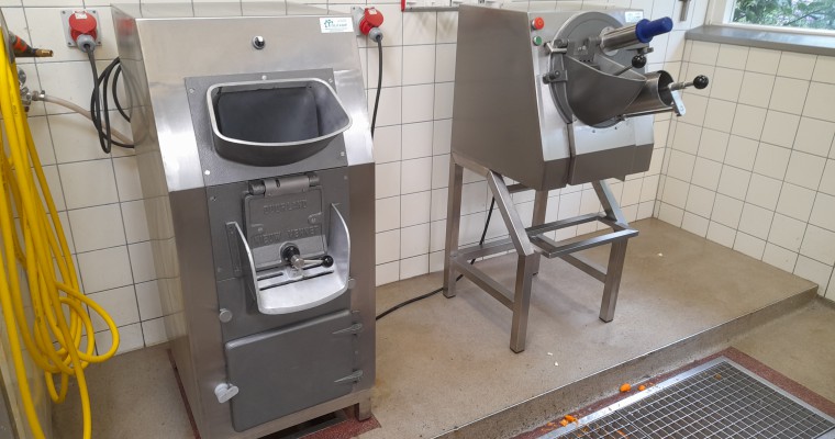 Duurland SN 1T groentesnijmachine en Duurland 10 kg schrapmachine 5 - Tolkamp snijkeukentechniek