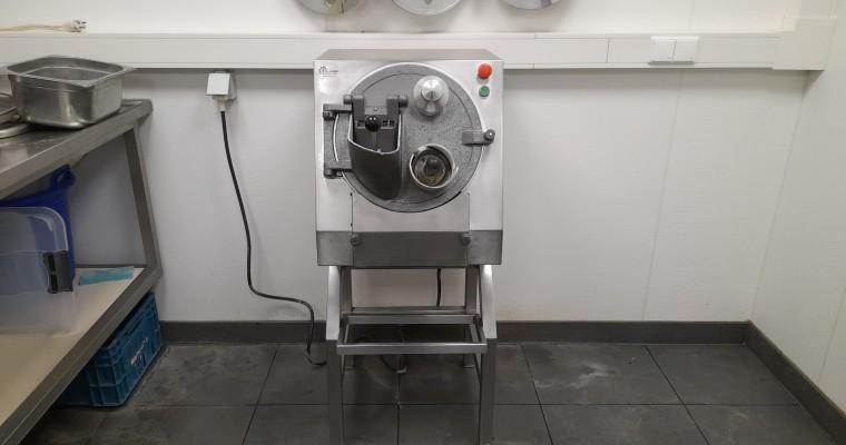 Eenkops groentesnijmachine Wilmas g+f 1 - Tolkamp snijkeukentechniek