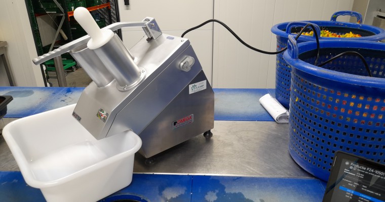 Master bij snijbedrijf groenten uit Oss1 - Tolkamp snijkeukentechniek