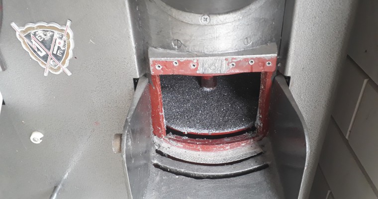 Ruw maken JePe schrapper4 - Tolkamp snijkeukentechniek