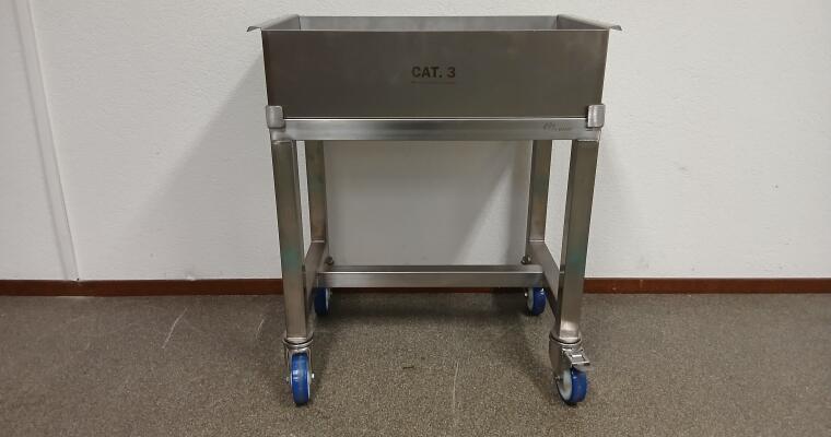 Werktafels voor vleesverwerking (12) - Tolkamp snijkeukentechniek