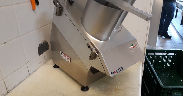 rauwkost snijmachine Master 1 - Tolkamp snijkeukentechniek