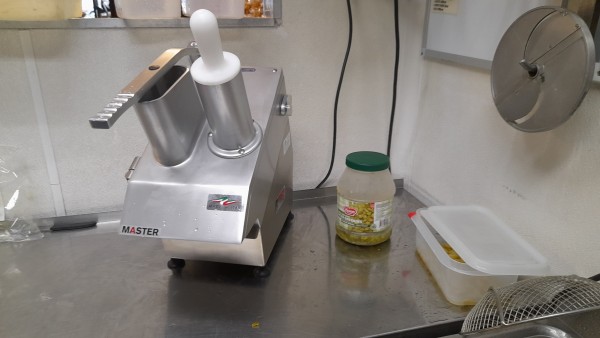 Master rgroentesnijmachine op tafelblad