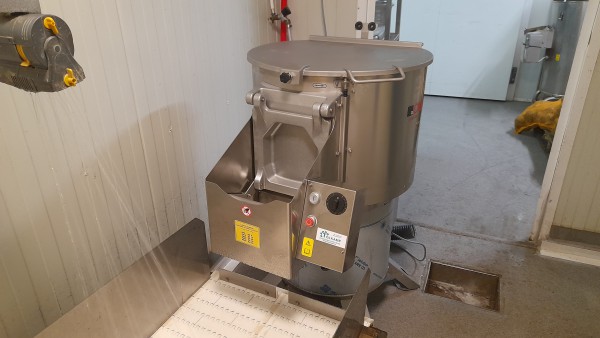 Omega 50 kilo aardappelschrapmachine voor de lopende band